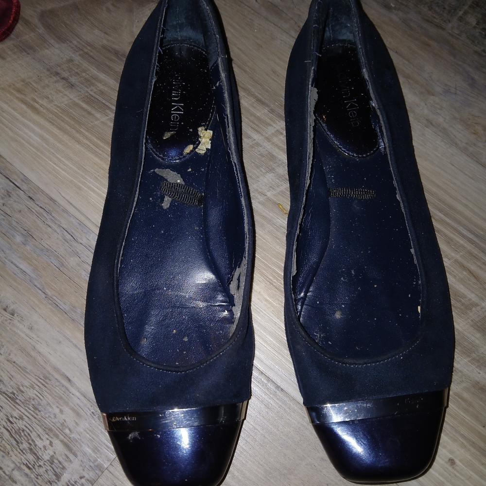 Calvin Klein Women's Navy and Silver Flats